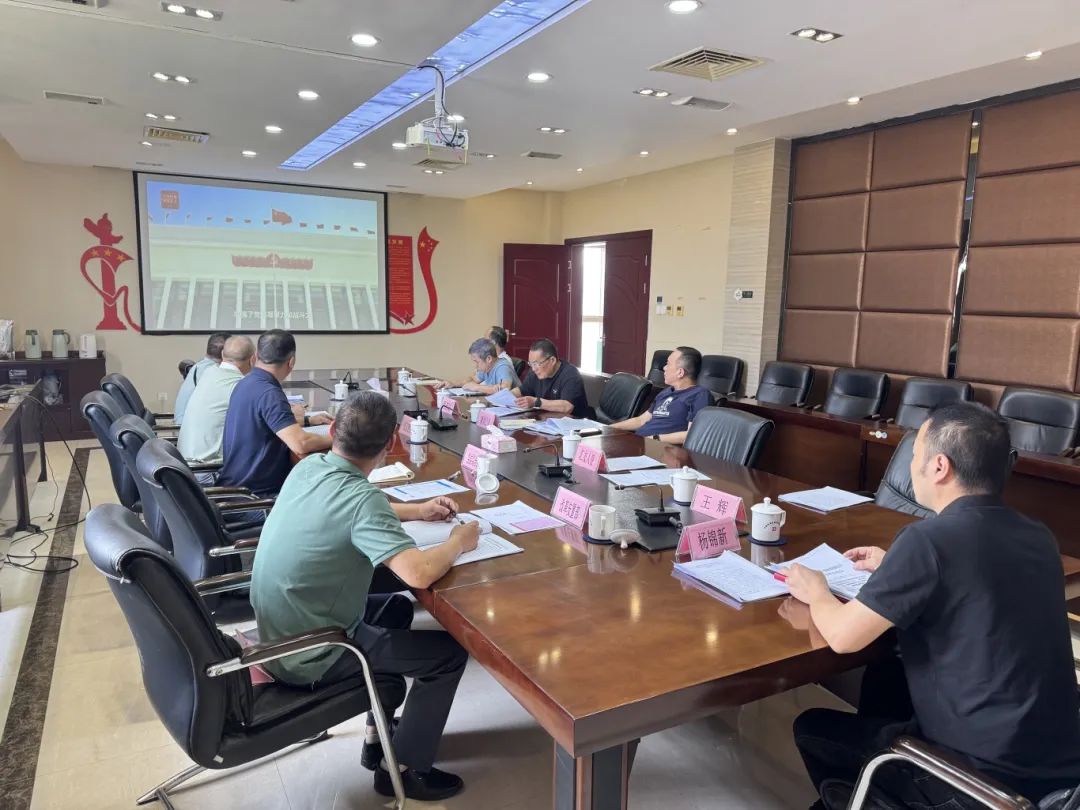 【多多28官网清风】市多多28官网公司下属企业闽东商业公司开展深入贯彻落实中央八项规定精神专题学习会暨节前廉政提醒谈话会